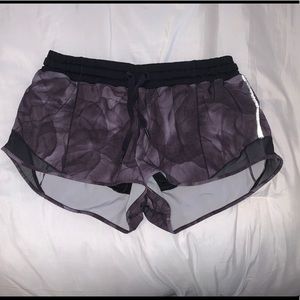 Lululemon Grey Hotty Hot Short 2.5